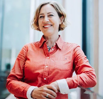 Sylvia Larrass - Public Speaking Coach